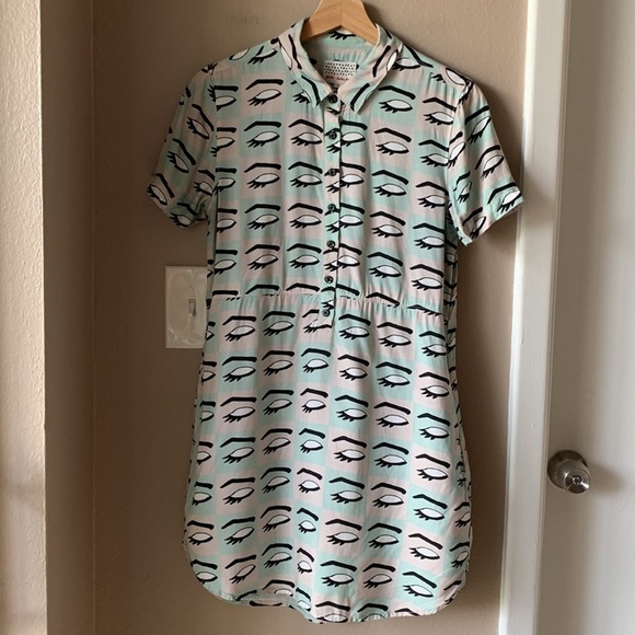 VANS x KENDRA DANDY Eye Print Short Sleeve Button Down Mini Dress - Picture 7 of 14